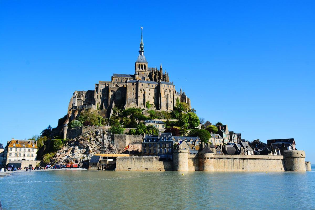 Baie Du Mont Saint Michel - 6 Personnes - Spa Privatif Roz-sur-Couesnon Exteriör bild