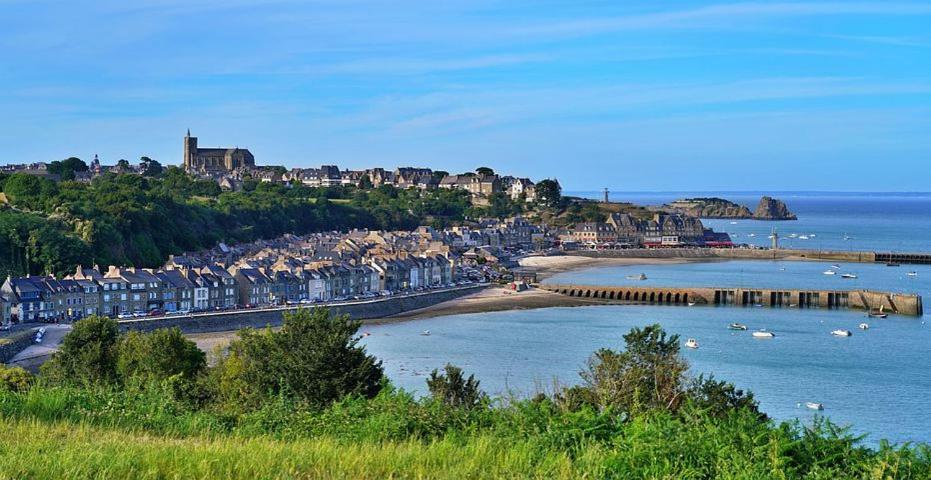 Baie Du Mont Saint Michel - 6 Personnes - Spa Privatif Roz-sur-Couesnon Exteriör bild